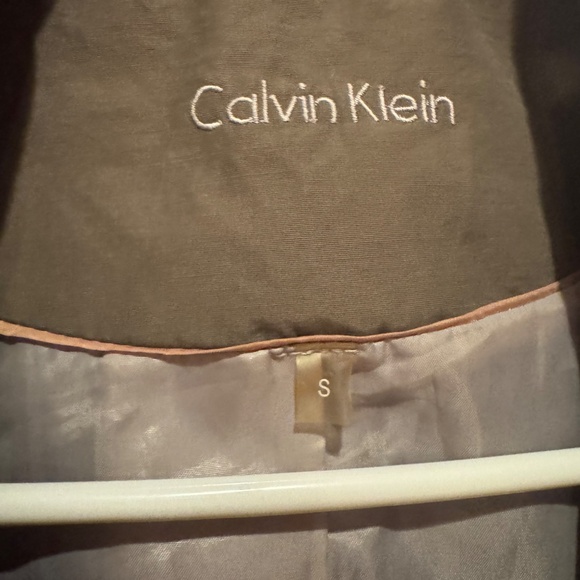 Grey/Taupe Belted Calvin Klein Trench Coat - Picture 3 of 6